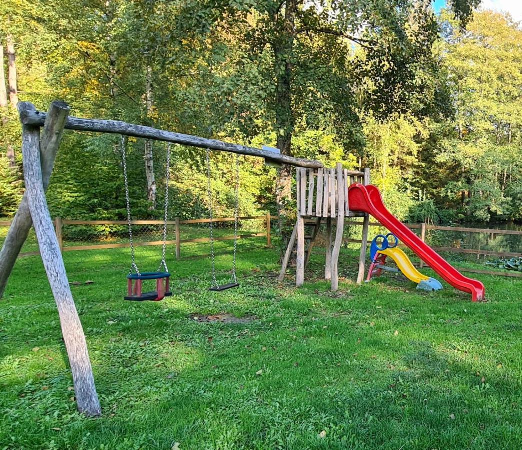 Ferienwohnung Am Waldsee Mit Schwimmbad Gernsbach Esterno foto