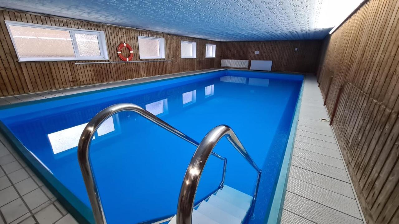 Ferienwohnung Am Waldsee Mit Schwimmbad Gernsbach Esterno foto